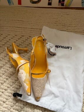 Yellow Larroude Ines Pump Lace Pointed Slingback